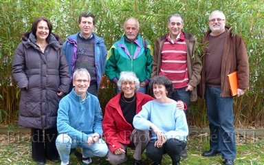 groupe_expo_2.jpg - De gauche à droite. En haut : Annie Damon, Renaud Laurette, Roger Culos, Gilles Salama, Jean-François Albert. En bas : Pascal Prel, Mireille Maurel, Marie-Hélène Prel.