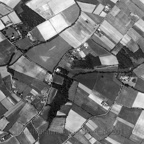 noncesse1960.jpg - Les berges du Noncesse en 1960 - Photo : IGN